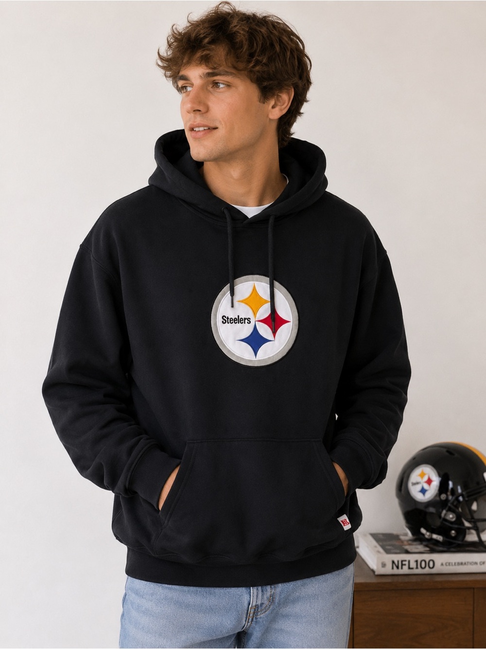 NFL Team Apparel Steelers Hoodie Embroidered Emblem